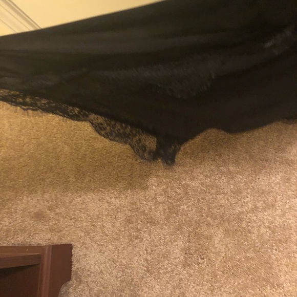 Black Lace romper - Picture 4 of 5